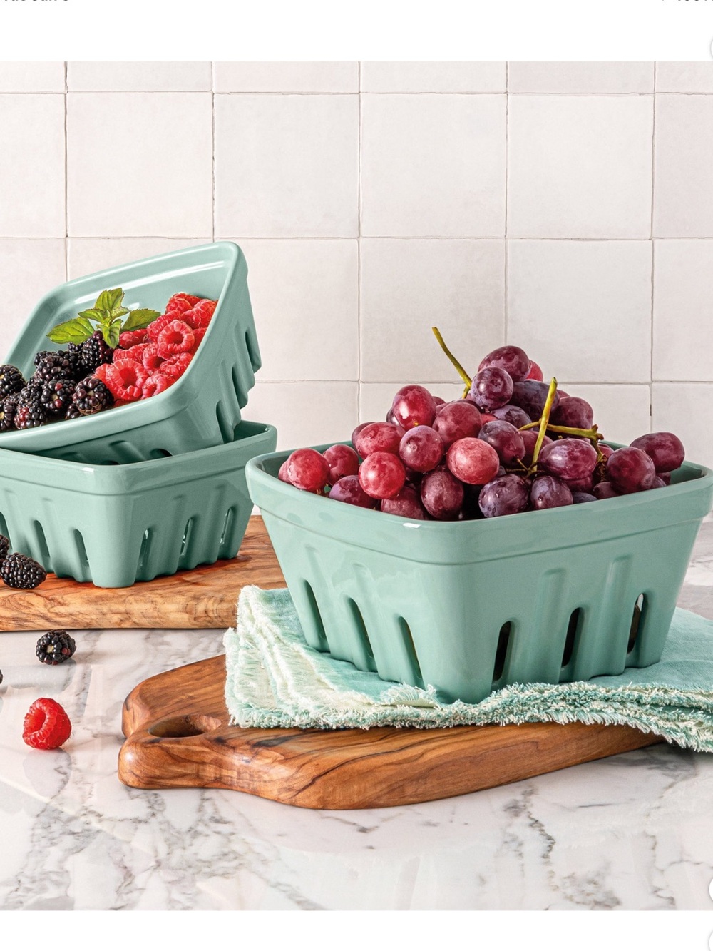 NEW over&back 3-piece Multipurpose Berry Baskets- Green